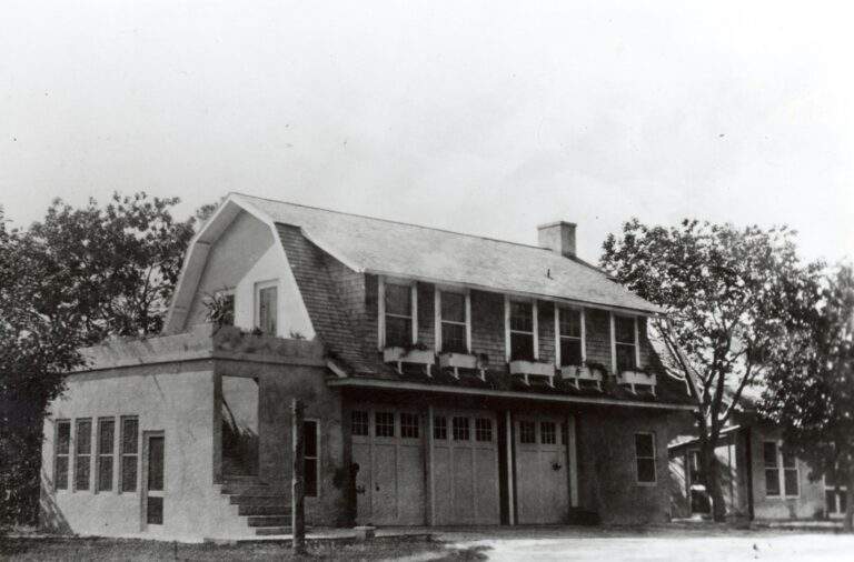 View of the Carriage House, built in 1916 as a garage for Deering's cars, a laundry-room, and mechanic's living quarters.