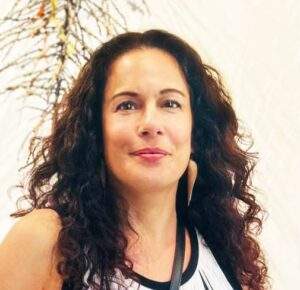 Headshot of artist Yusimy Lara.